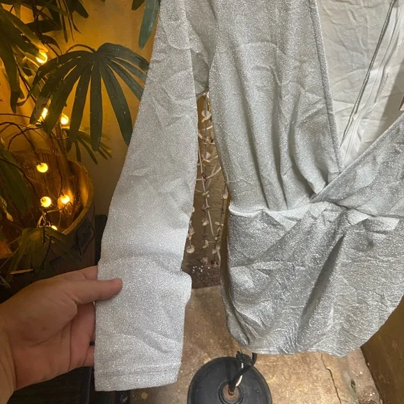 Silver Dress.Size - M - Picture 6 of 10
